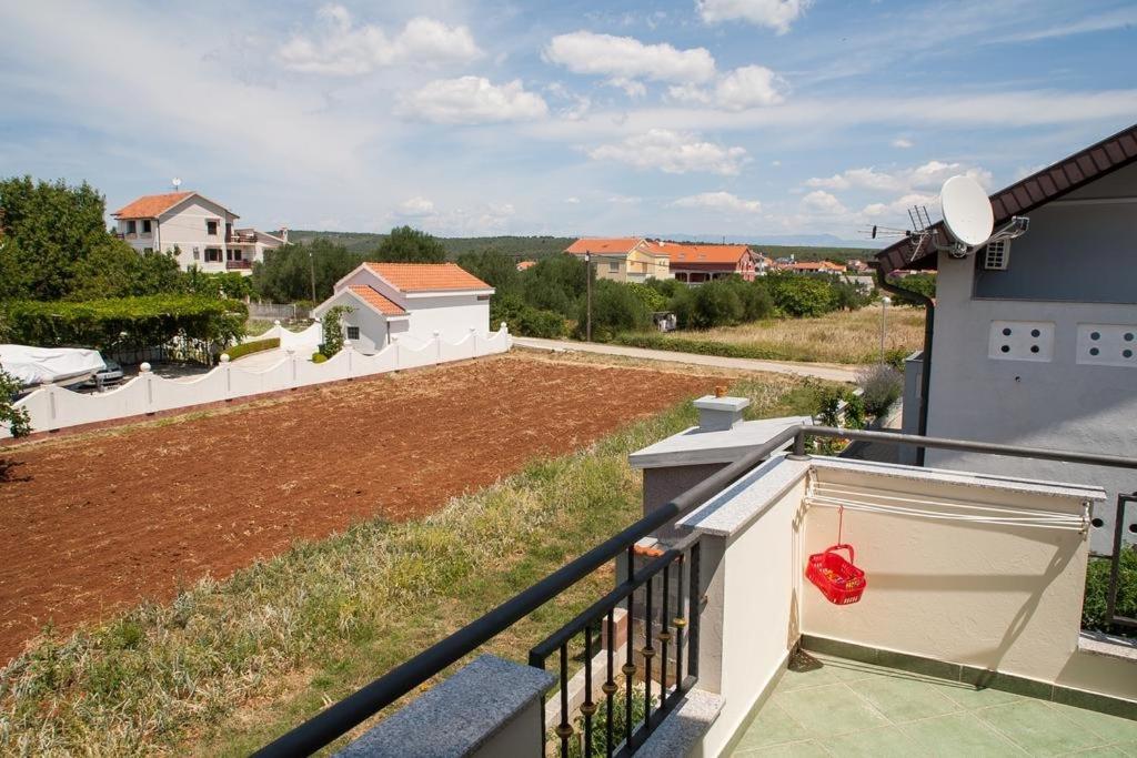 Apartments By The Sea Sukosan, Zadar - 12313 ภายนอก รูปภาพ