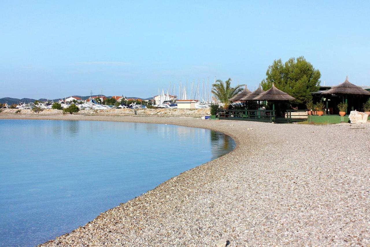 Apartments By The Sea Sukosan, Zadar - 12313 ภายนอก รูปภาพ