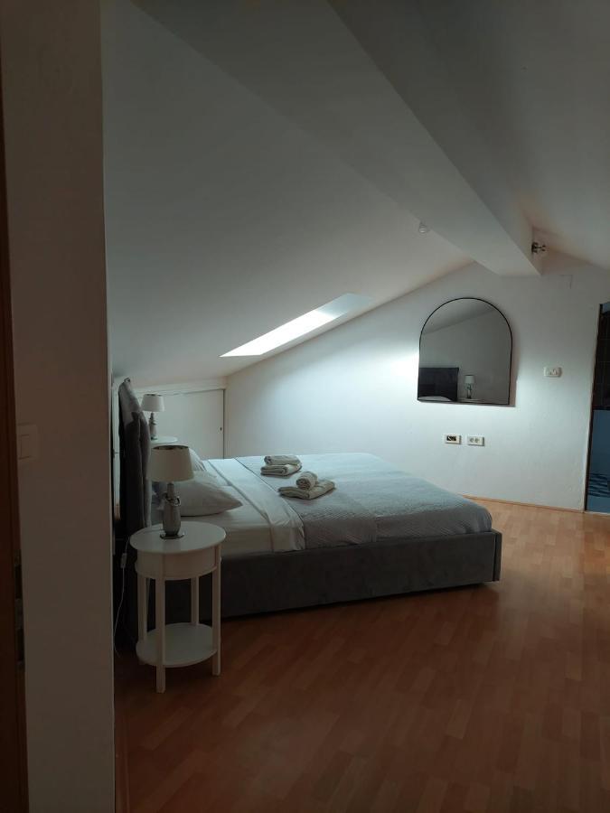 Apartments By The Sea Sukosan, Zadar - 12313 ภายนอก รูปภาพ