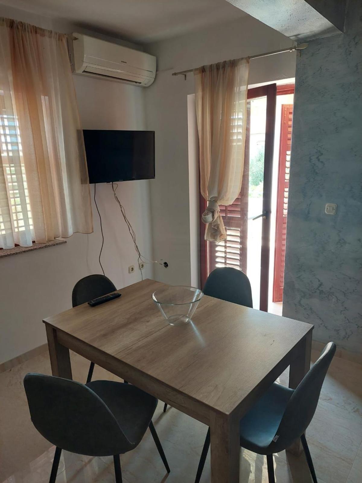 Apartments By The Sea Sukosan, Zadar - 12313 ห้อง รูปภาพ