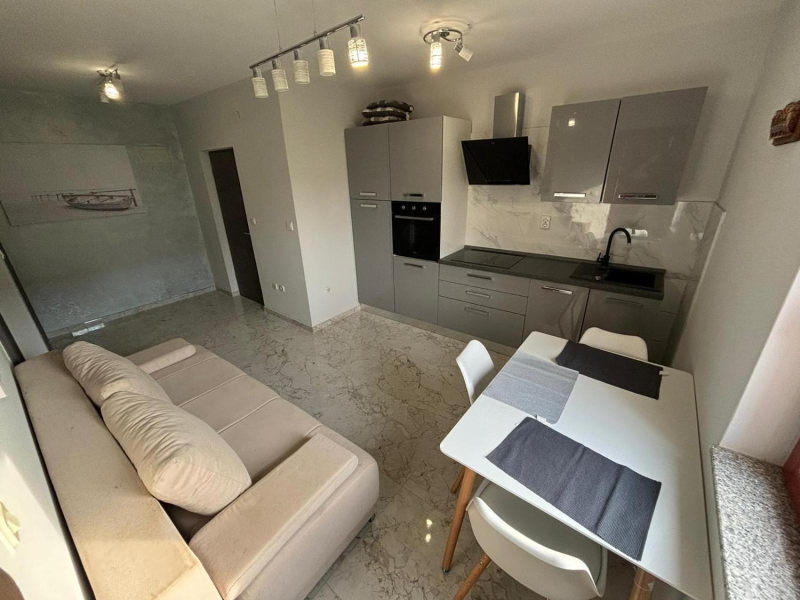 Apartments By The Sea Sukosan, Zadar - 12313 ภายนอก รูปภาพ